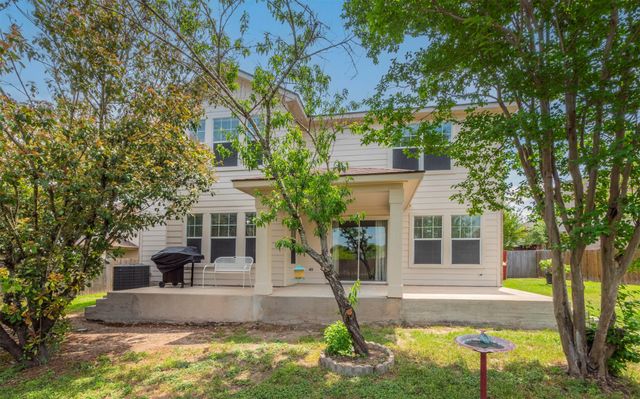 504 Dark Tree LN, Round Rock, TX 78664