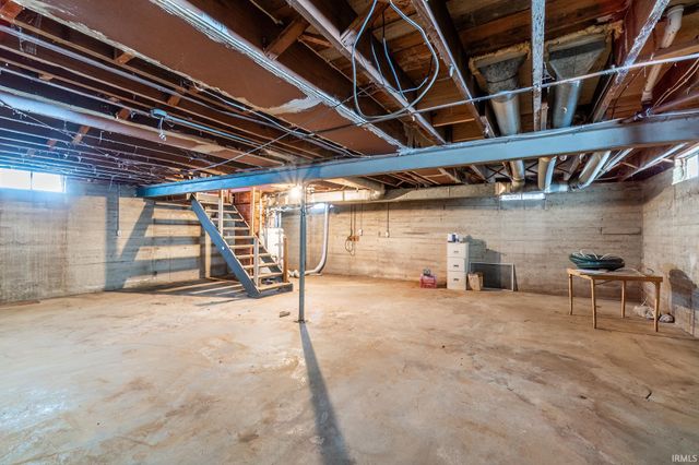 3805 Monroe Street, Fort Wayne, IN 46806