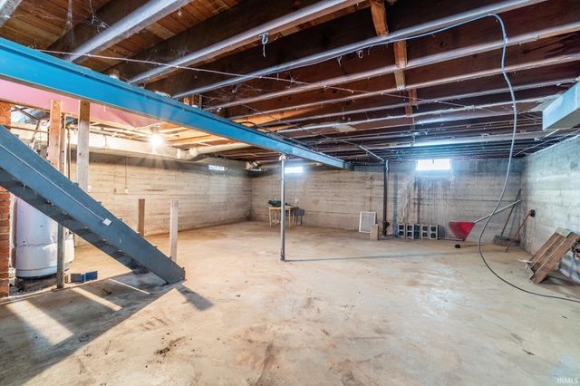 3805 Monroe Street, Fort Wayne, IN 46806