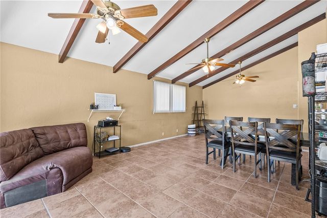 445 Pennington Dr, Corpus Christi, TX 78412