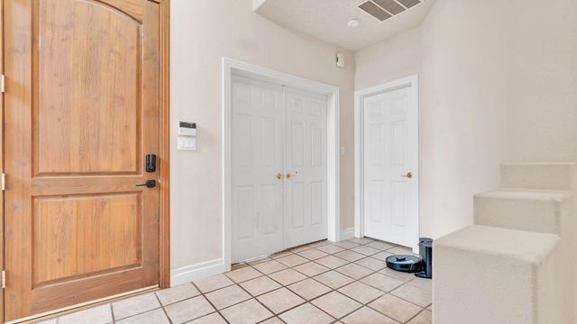 6019 Purple Aster Lane NE, Albuquerque, NM 87111