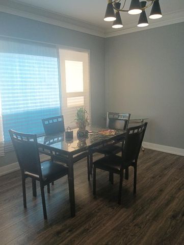 7435 S Indiana Avenue, Chicago, IL 60619