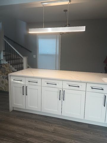 7435 S Indiana Avenue, Chicago, IL 60619