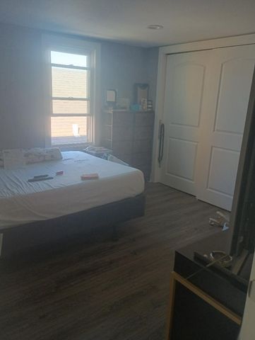 7435 S Indiana Avenue, Chicago, IL 60619