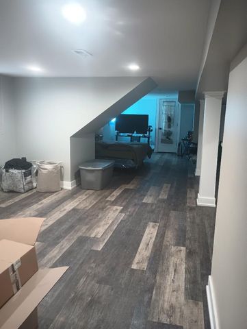 7435 S Indiana Avenue, Chicago, IL 60619