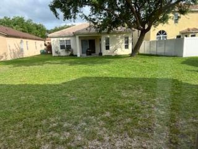 5642 Sunberry Circle, Fort Pierce, FL 34951