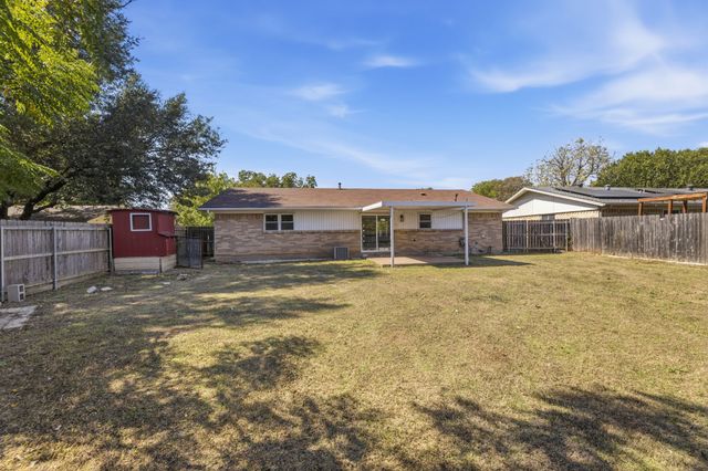 206 Rockaway Drive, Duncanville, TX 75116