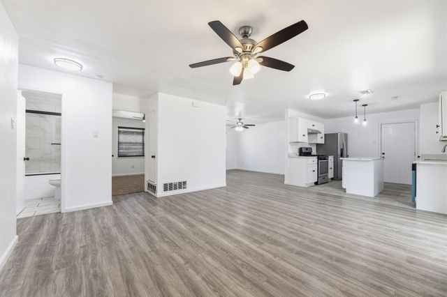 206 Rockaway Drive, Duncanville, TX 75116