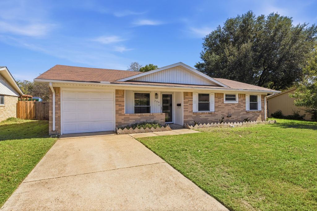 206 Rockaway Drive, Duncanville, TX 75116 — photo 2
