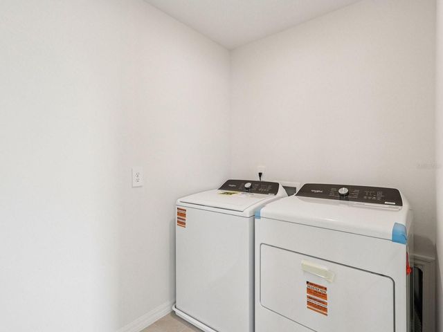 799 SUNSHOWER DRIVE, Lady Lake, FL 32159