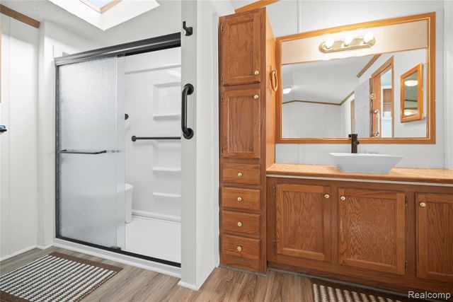 23467 Manor Road North, New Boston, MI 48164