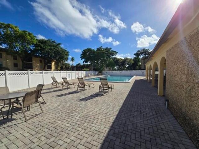 490 NW 20TH Street 2110, Boca Raton, FL 33431