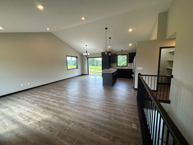 L2 B1 Viking Boulevard NE, East Bethel, MN 55011