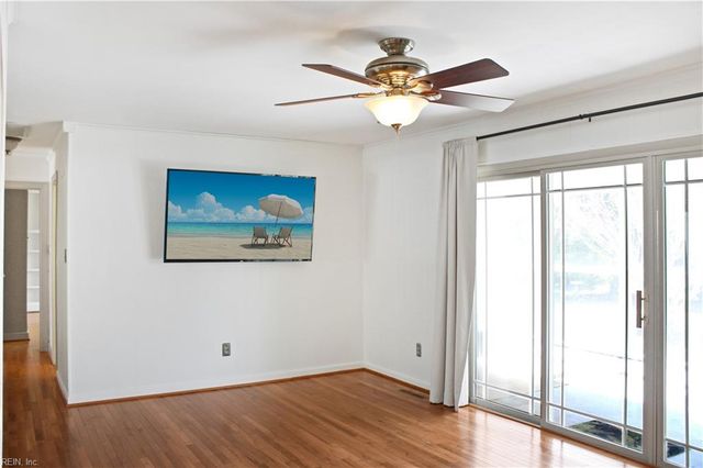 463 Elizabeth Lake DR, Hampton, VA 23669