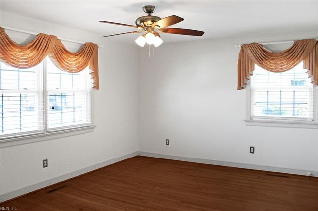 463 Elizabeth Lake DR, Hampton, VA 23669