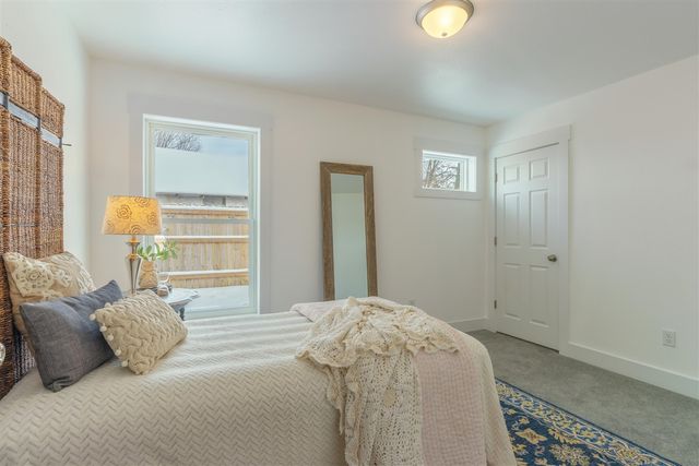 1910 Ramona Avenue, Portage, MI 49002