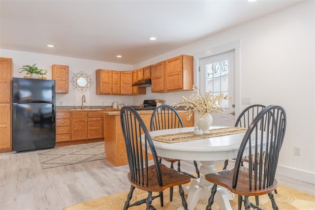 1910 Ramona Avenue, Portage, MI 49002