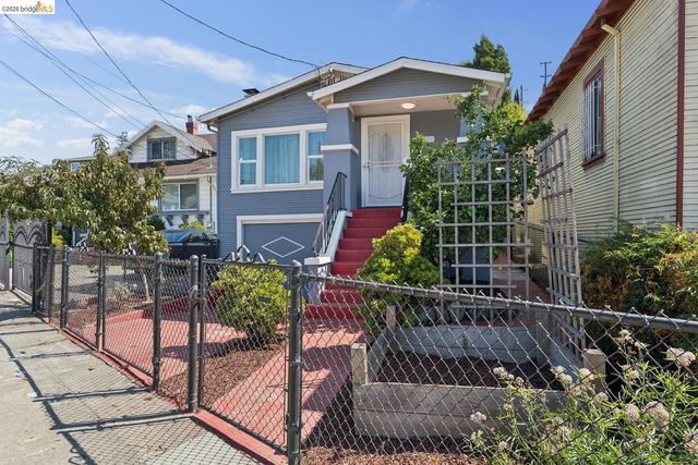 2304 14th AVE, Oakland, CA 94606