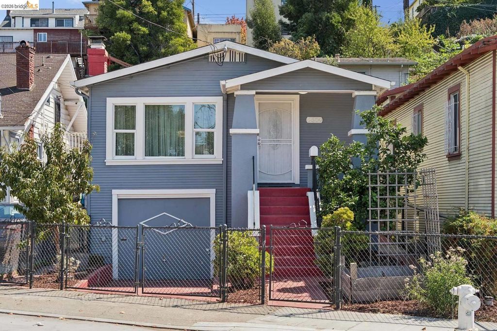 2304 14th AVE, Oakland, CA 94606