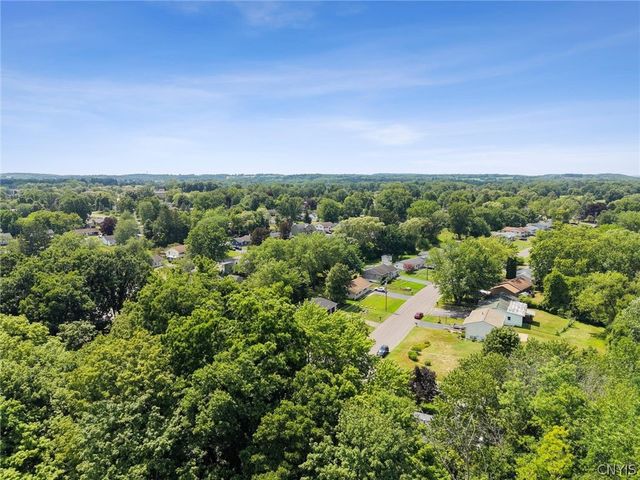 213 Birchwood Boulevard, Van Buren, NY 13027