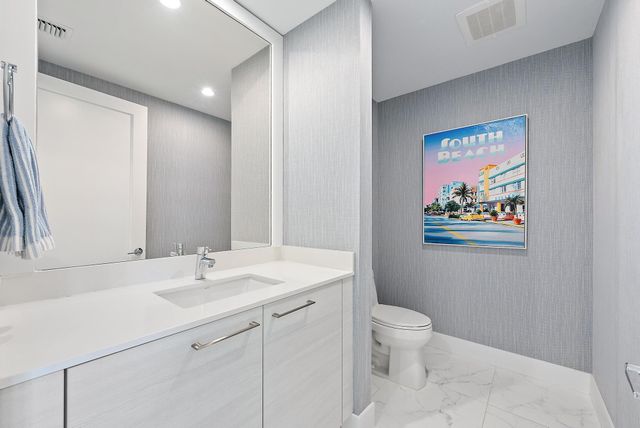 2 WATER CLUB Way 603, North Palm Beach, FL 33408