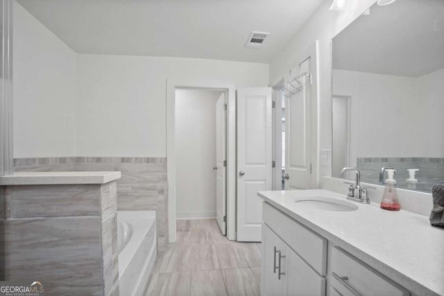 7637 Avalon Boulevard, Fairburn, GA 30213