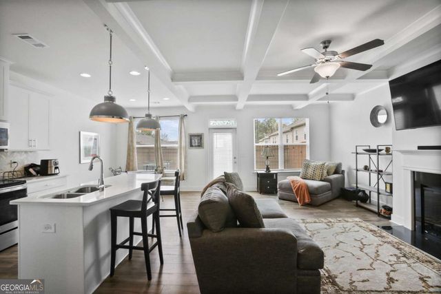7637 Avalon Boulevard, Fairburn, GA 30213