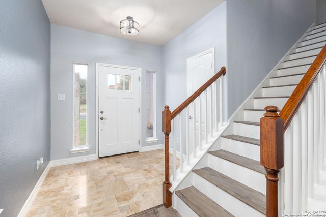 1206 Pinnacle falls, San Antonio, TX 78260