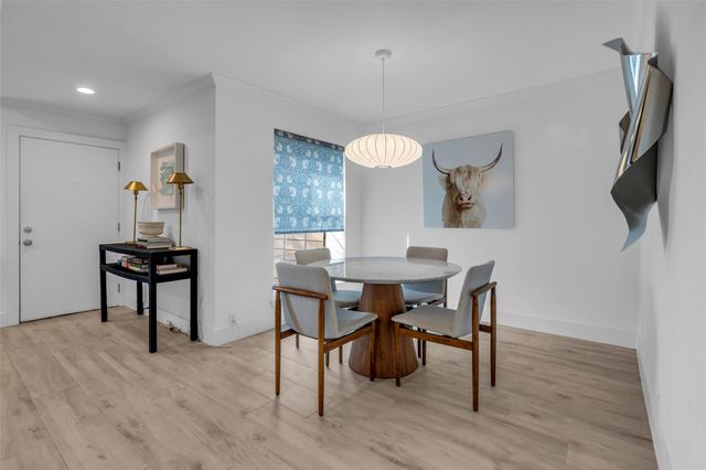 2829 Timmons Lane 152, Houston, TX 77027