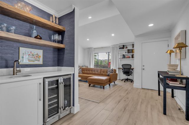 2829 Timmons Lane 152, Houston, TX 77027