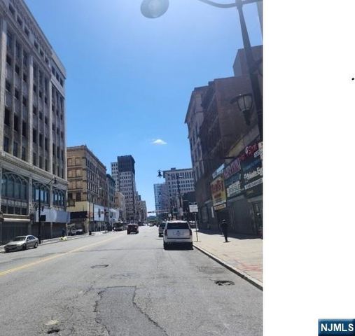 285-289 Orange Avenue, Newark, NJ 07103