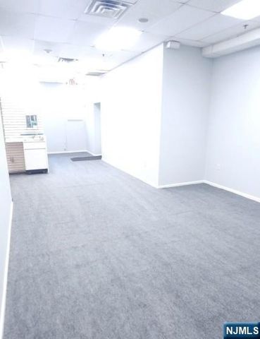 285-289 Orange Avenue, Newark, NJ 07103