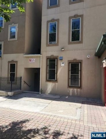 285-289 Orange Avenue, Newark, NJ 07103