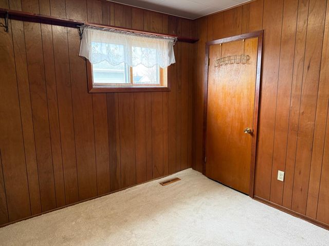 173 Main Street N, Blackduck, MN 56630