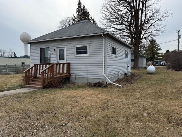 173 Main Street N, Blackduck, MN 56630