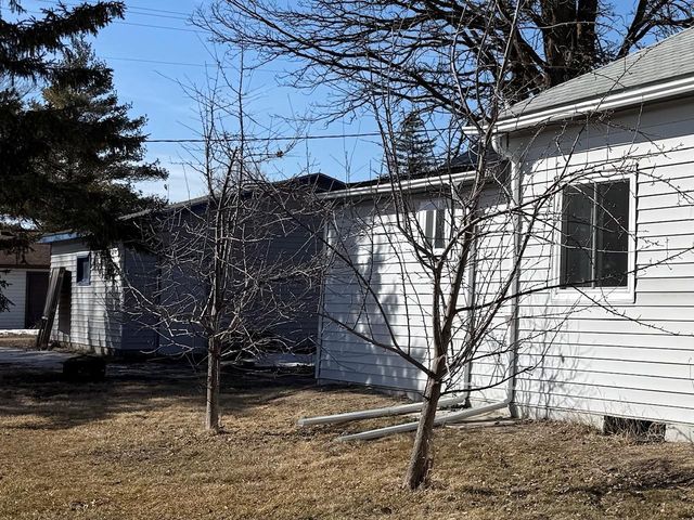 173 Main Street N, Blackduck, MN 56630