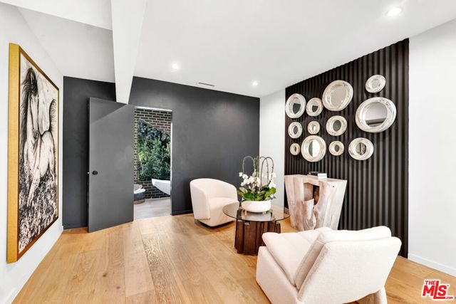 10560 Dolcedo Way, Bel Air, CA 90077