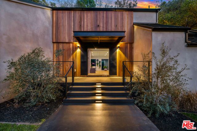 10560 Dolcedo Way, Bel Air, CA 90077