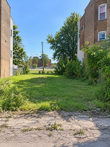 14 E 112th Street, Chicago, IL 60628