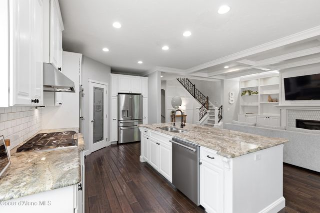 720 N 3rd ST, Coeur D'alene, ID 83814
