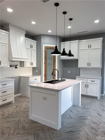 901 Micaela Drive, Mercedes, TX 78570