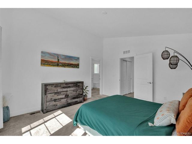 9726 Ash Ln, Thornton, CO 80229
