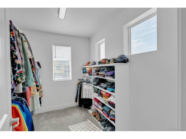 9726 Ash Ln, Thornton, CO 80229
