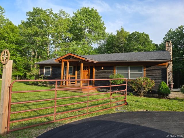 173 State Route 52, Woodbourne, NY 12788