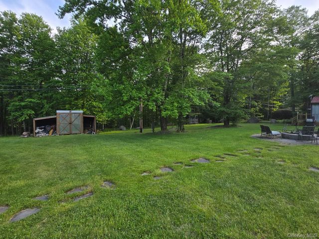 173 State Route 52, Woodbourne, NY 12788