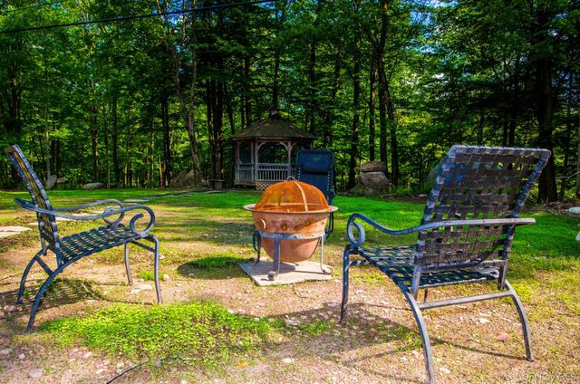 173 State Route 52, Woodbourne, NY 12788