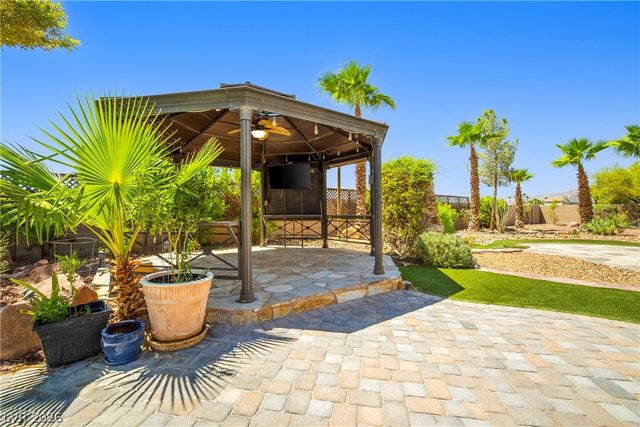 6175 Smarty Jones Avenue, Las Vegas, NV 89131
