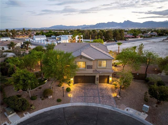 6175 Smarty Jones Avenue, Las Vegas, NV 89131
