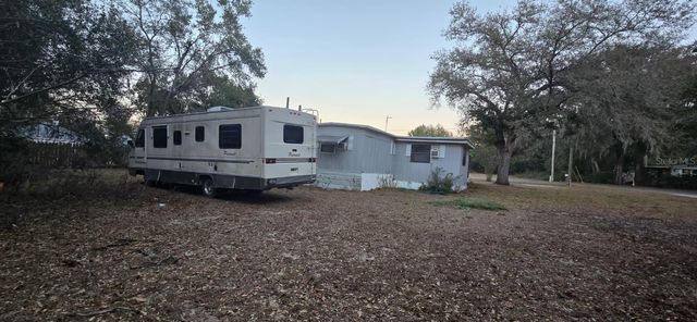 440 ALMA STREET, Lady Lake, FL 32159