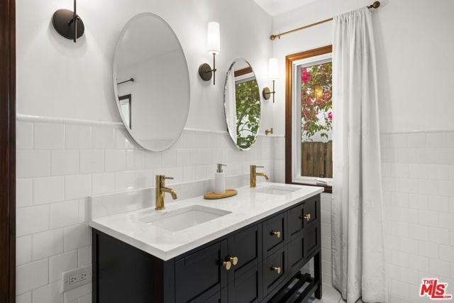 10635 Blythe Avenue, Los Angeles, CA 90064